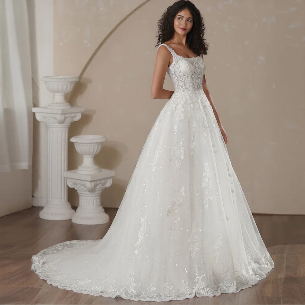 Robe de mariée fleur de la marque Robe de mariée Paris, élégante avec motifs floraux et détail en dentelle.